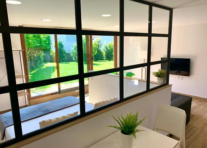 El Pedregal Bajo Con Jardin Noja